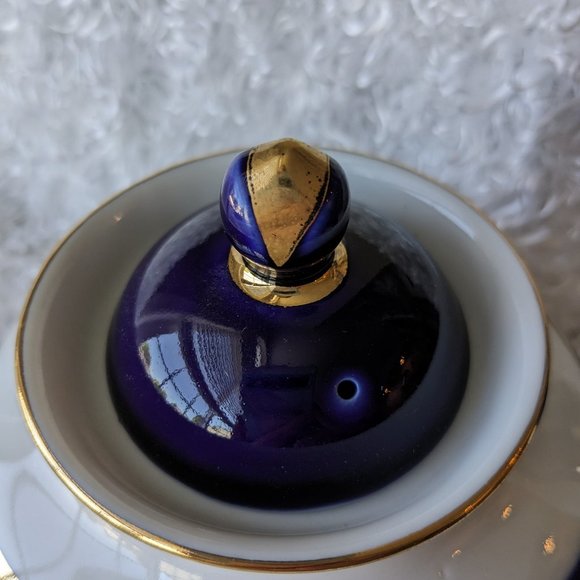 Imperial Porcelain Kell, Cocoon Teapot 3 Cup - First Quality Cobalt Unused - Picture 6 of 6